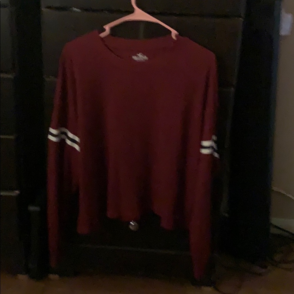 Hollister burgundy sweater